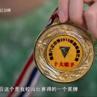 真的是她！这位佛山“校园十大歌手”，如今成了“好声音”冠军