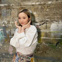 香港知名女歌手宣布与男友分手！公开恋情不到半年，被指小三上位