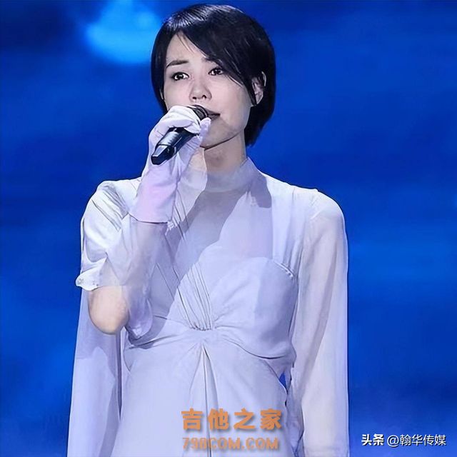华语乐坛八大殿堂级女歌手：韩红进不了前五，徐小凤屈尊第二