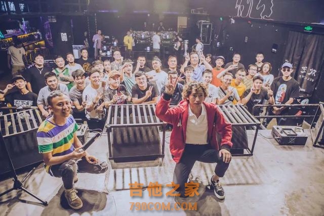 一夜成名却“突然消失”的10位歌手，有人去世，有人进精神病院