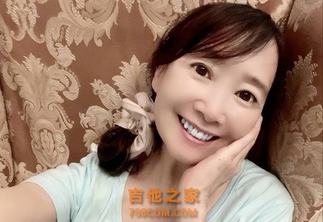 美女儿媳产女！香港知名玉女歌手升级做婆婆，嫁日本人连生仨儿子