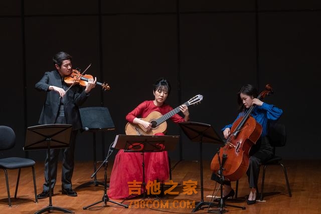 “桑巴往事”音乐会在国家大剧院上演，杨雪霏：弹出古典吉他的更多可能