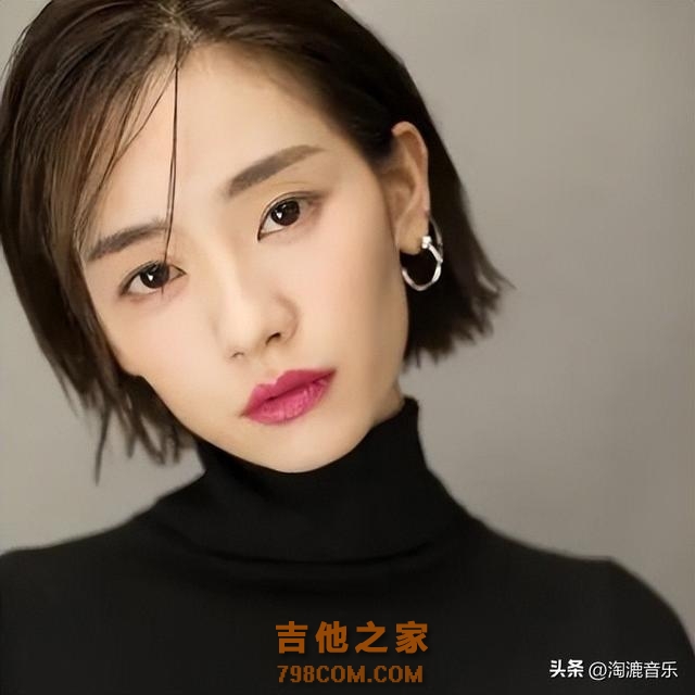 打败吴君如“爆冷”得影后，选秀歌手是如何走到今天的？