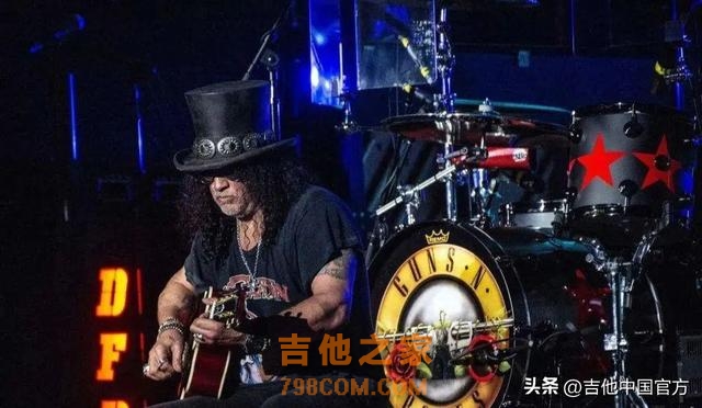 吉他英雄 Slash 透露下张个人专辑更“蓝调”，将邀请更多歌手！