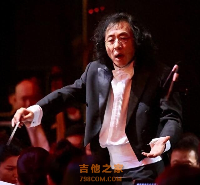 60岁歌手千百惠：曾从何静手里抢走丈夫离婚后儿子是她最大依靠