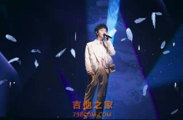 QQ音乐歌手榜：周深进入前三，邓紫棋掉出前五，主流歌手排名变更