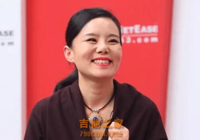 华语乐坛的7位唱功非凡的女歌手盘点，她们长的真是太好看了！