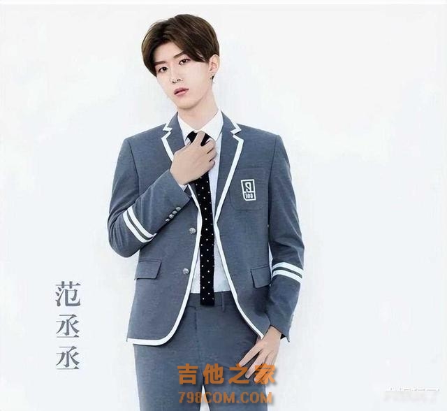 自称是当红歌手,却没有一首代表作,这8位歌手真敢说