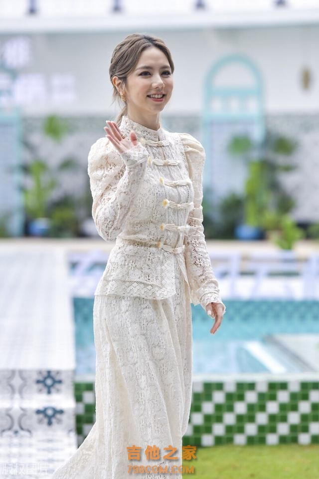 盘点中国各类女歌手排行榜:华语乐坛之花