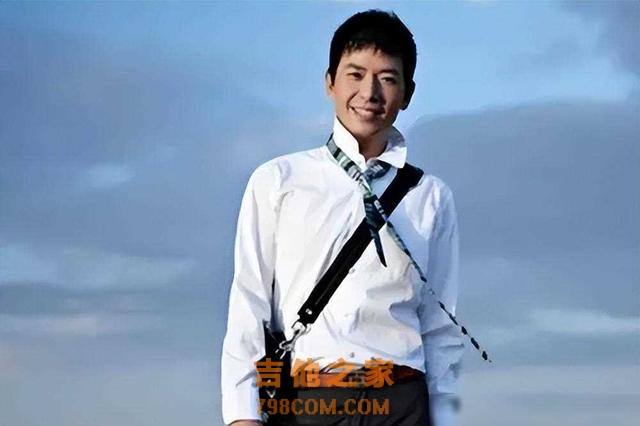 90年代内地当红歌手现状:解晓东成人生赢家,屠洪刚“夕阳红”