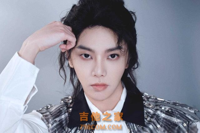 《歌手2024》难产,大咖请不动,糊咖抢着上,曲库不丰富劝退