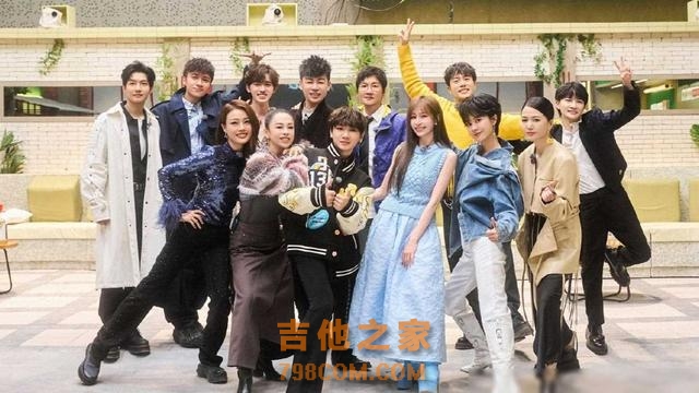 《歌手2024》难产,大咖请不动,糊咖抢着上,曲库不丰富劝退