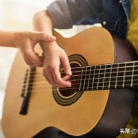 零基础学吉他从单音开始一看就会欢乐颂吉他谱分享