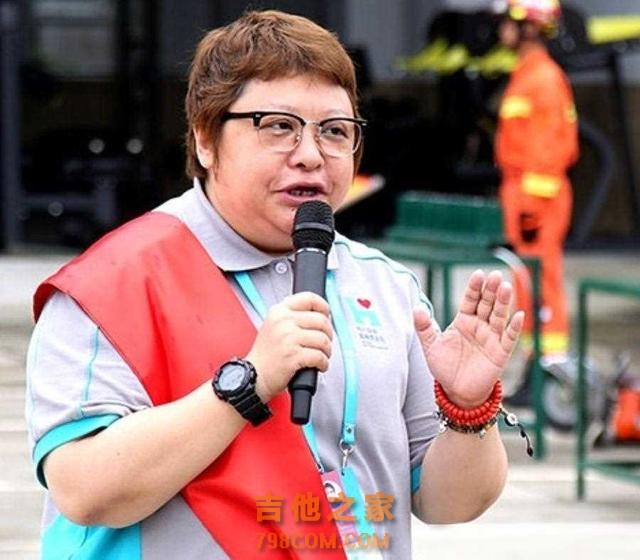 王菲进不了前五,徐小凤排第二,十大殿堂级女歌手究竟谁是第一