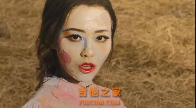 盘点10位在国外获奖的中国歌手，好声音周深上榜，刀郎位列其中