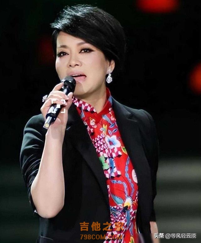 歌坛唱功最佳的9位歌手,王杰遗憾落选,那英备受争议。