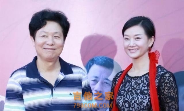 歌手宋祖英：与丈夫分居8年，39岁高龄产子，58岁身材好似少女