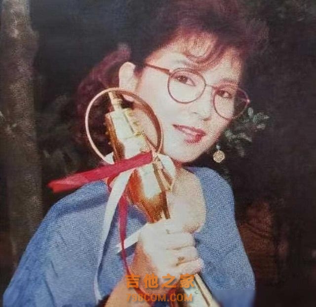 5位“消失”的顶流女歌手,如今境况差距大,有人落魄,有人幸福