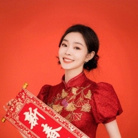 2024年春晚：一屋子专业歌手，愣是唱不过两个演戏的“演员”