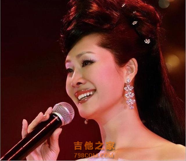 歌手于文华：再婚嫁未婚小伙，23年并未生子，如今的她幸福吗？