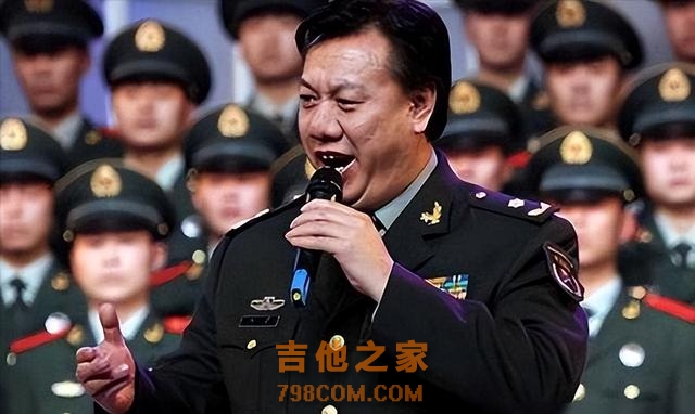 军旅歌手刘斌：《当兵的人》火遍大江南北，成名后不忘发妻