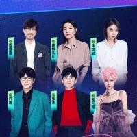 海报看歌手咖位，双C位张杰靠前陈嘉桦靠后，许嵩站位靠边