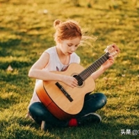 吉他到底该怎么学，第一步先搞懂这个，没人会质疑