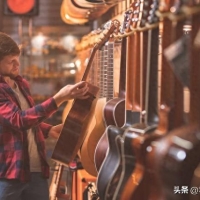 吉他初学者入门教程，什么吉他右手练习技巧？震惊