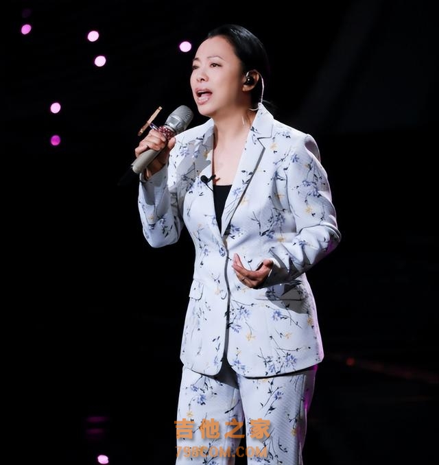 土生土长的重庆籍歌手，知名度前十名！
