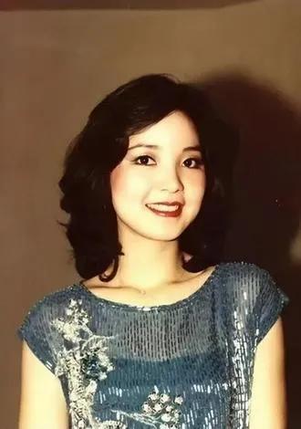如何评价歌手邓丽君?