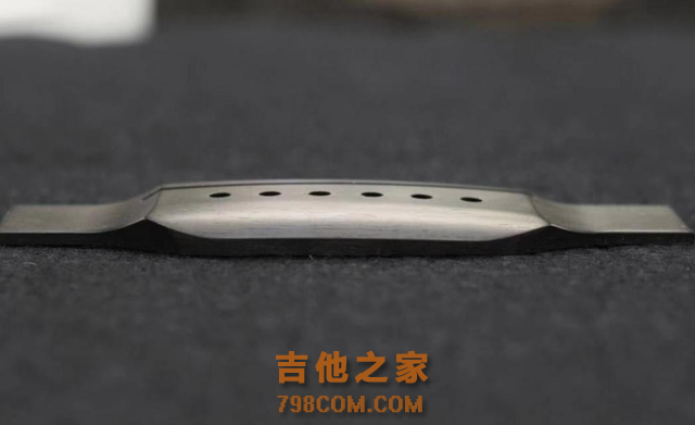 “吉他怎么选？”系列——指板、琴桥要怎么选？