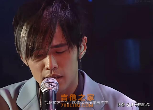 那英搁浅跑调！《歌手》俩唱周杰伦的翻车，孙楠拯救，评论炸了
