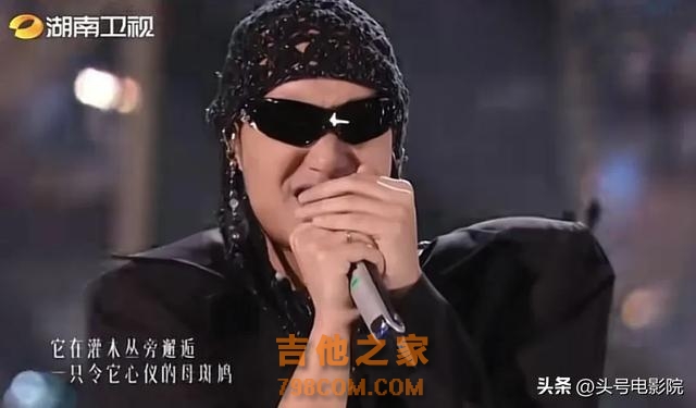 那英搁浅跑调！《歌手》俩唱周杰伦的翻车，孙楠拯救，评论炸了
