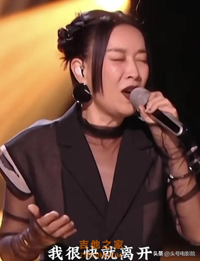 那英搁浅跑调！《歌手》俩唱周杰伦的翻车，孙楠拯救，评论炸了