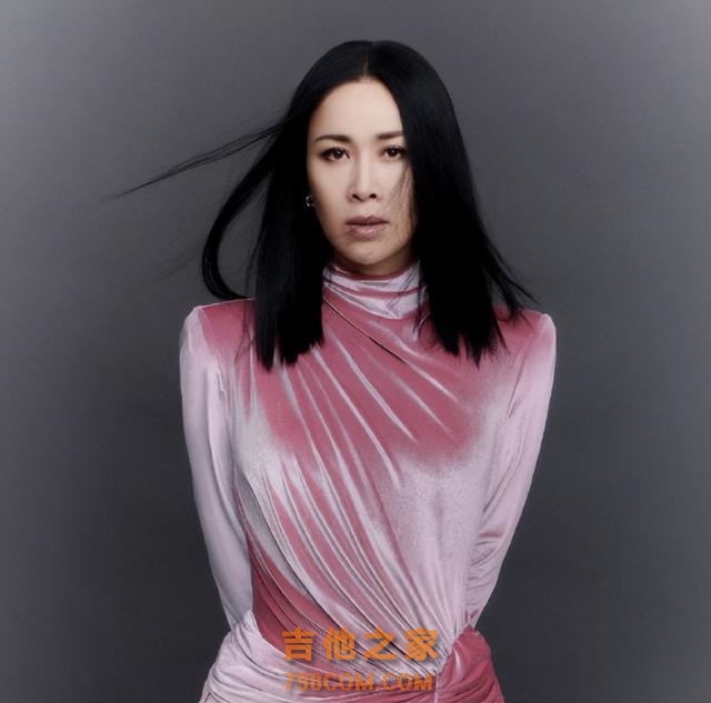 《歌手》第四期：孙楠补位唱《拯救》，汪苏泷居然坐着唱歌