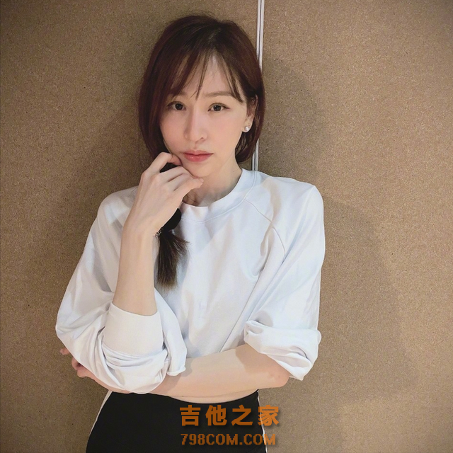 港台最牛的八位女歌手排行榜，第一名女歌手已红了近60年！