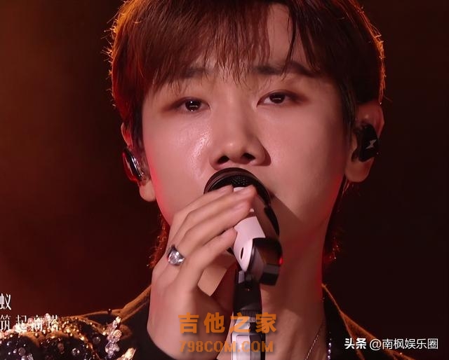 《歌手》人气排名大变，黄宣挤进前三，那英被碾压，第一当之无愧