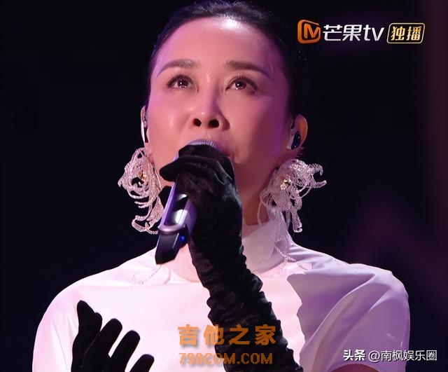 《歌手》人气排名大变，黄宣挤进前三，那英被碾压，第一当之无愧