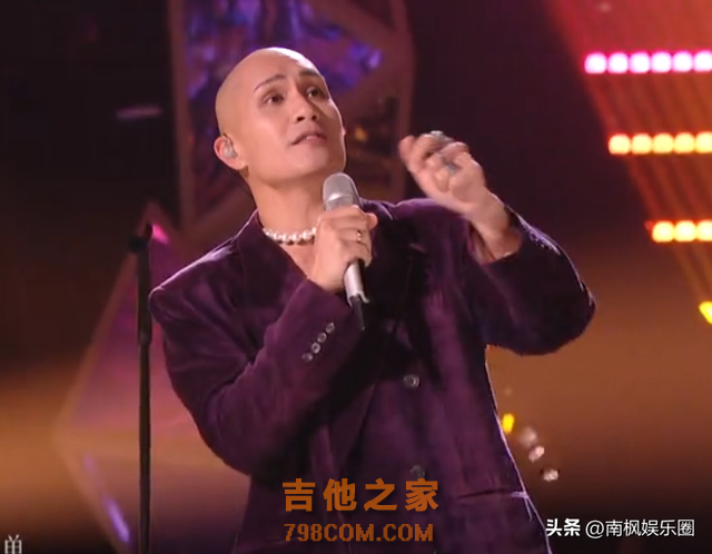 歌手最新排名：汪苏泷倒第二，那英挤进前三，第一当之无愧