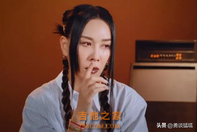 《歌手》第8期排名：谭维维第一，那英重回第三，露西娅冲榜失败