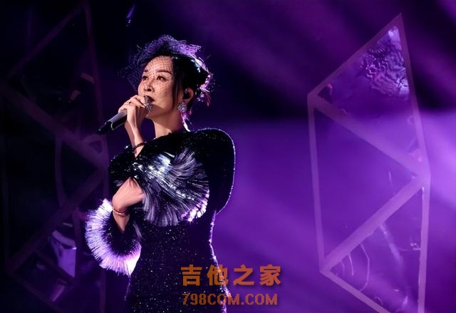 歌手最新排名公布：谭维维第一！那英带病拿下第3