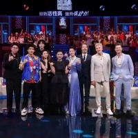《我们的歌6》C组歌手，两位是前冠军，两位是“好声音”小导师