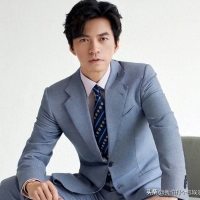 内地乐坛段位最高的8位男歌手排行榜，崔健也仅排在第二位！