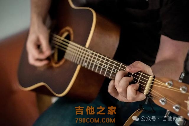 搜索量爆棚!盘点2024年十大热门歌曲(附吉他谱),是不是你要的