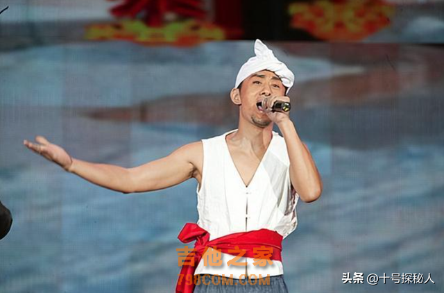 负债百万露宿街头、离婚、锒铛入狱，星光大道草根歌手现状太落魄