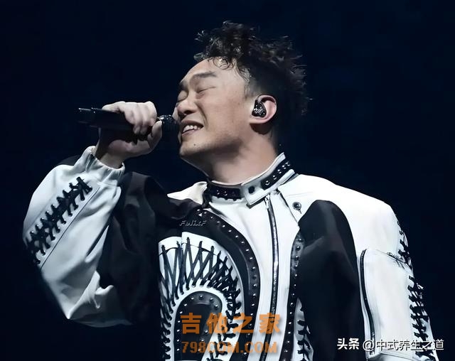 华语乐坛十大歌手排名：权威榜单揭晓，谁是你心中的NO.1？