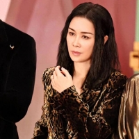 华语乐坛“天花板”！这五位中国女歌手用歌声封神，岁月难掩巅峰