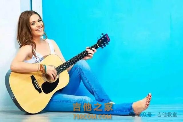 【开心周末】10首适合吉他弹唱歌曲(附吉他谱),弹出来好心情